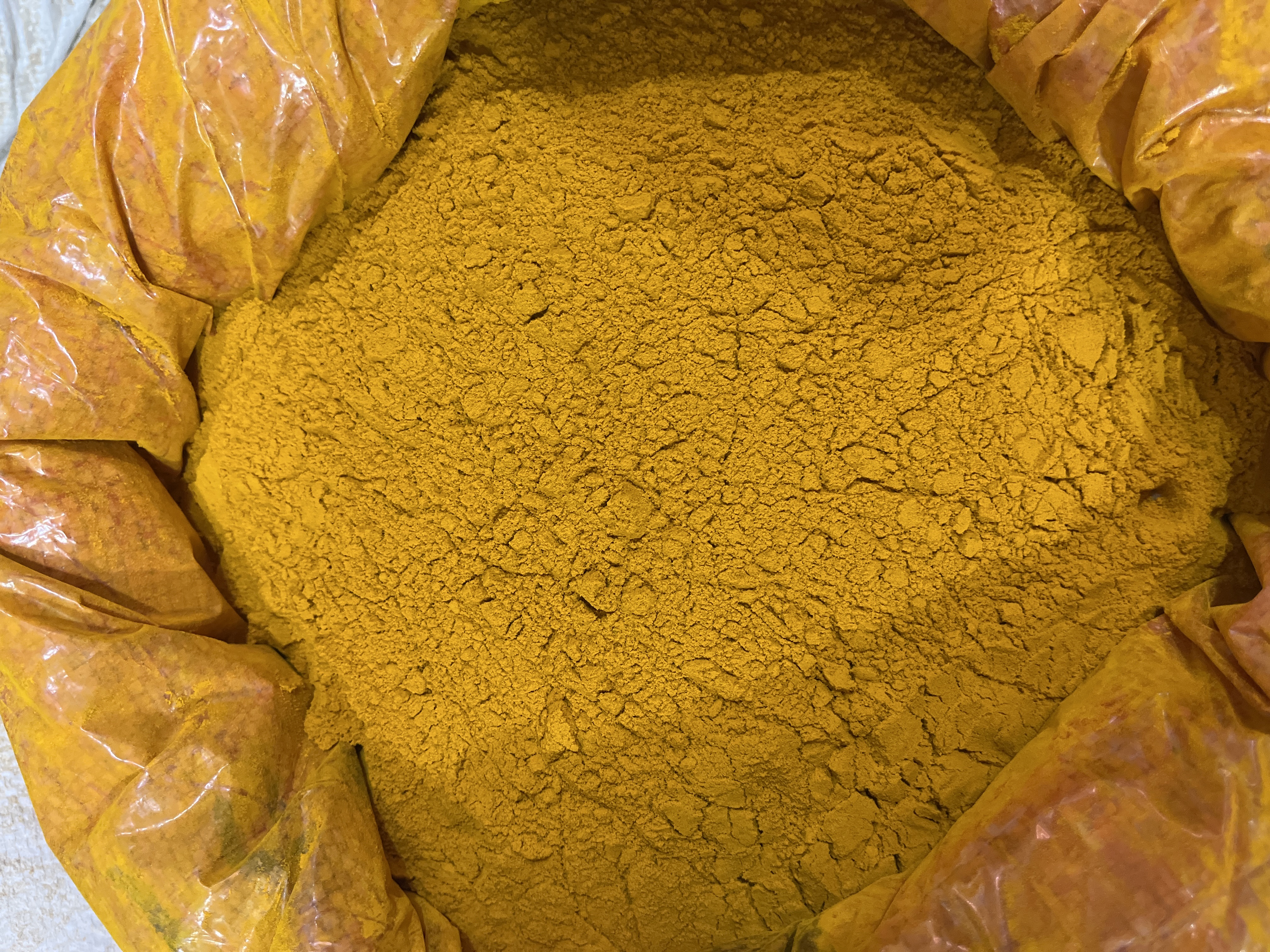 زردچوبه خالص و اعلا ۲۵۰ گرمی | ادویه‌ای خوش رنگ، معطر و اصل برای آشپزی حرفه‌ای